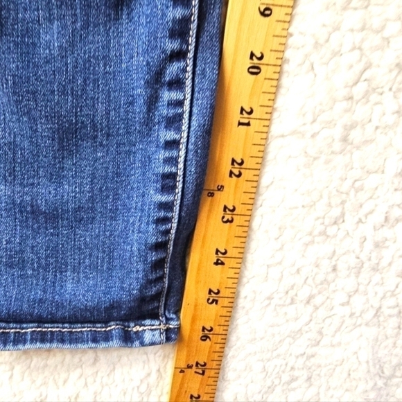 -Kut From The Kloth Catherine Boyfriend  Size 4 Dark Wash Denim - Picture 4 of 6